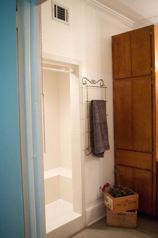 Hk Austin Hostel Luaran gambar